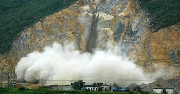 no 17617279378561138626407 16000215 – Bonfiglioli Vietnam